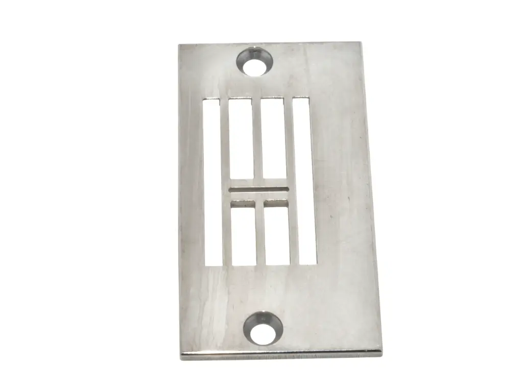 Needle plate Juki ZigZag Everpeak made in China (HS Code 2017- 84529000)