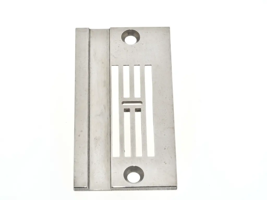 Chapa de agulha  /  espelho zigZag Juki LZ ou Singer 457 EverPeak