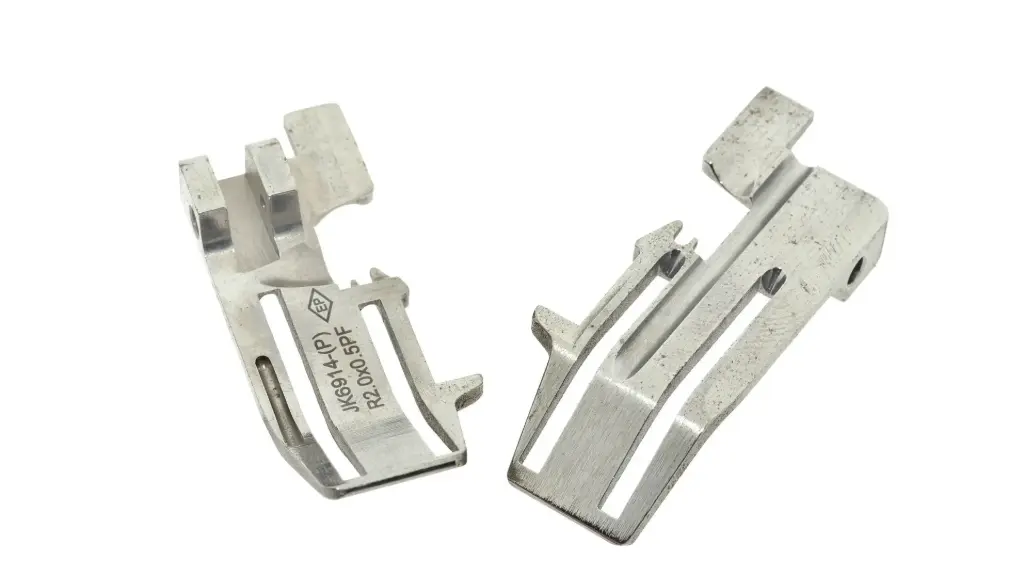 Base de calcador de 2 agulhas arrasto superior para piping 2mm EverPeak ( JK6914-(P)R2.0x0.5PF )