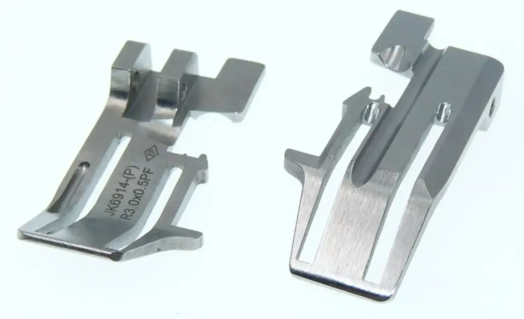 Base de calcador de 2 agulhas arrasto superior para piping 3mm EverPeak (JK6914-(P)R3.0x0.5PF)  ( 2017- )