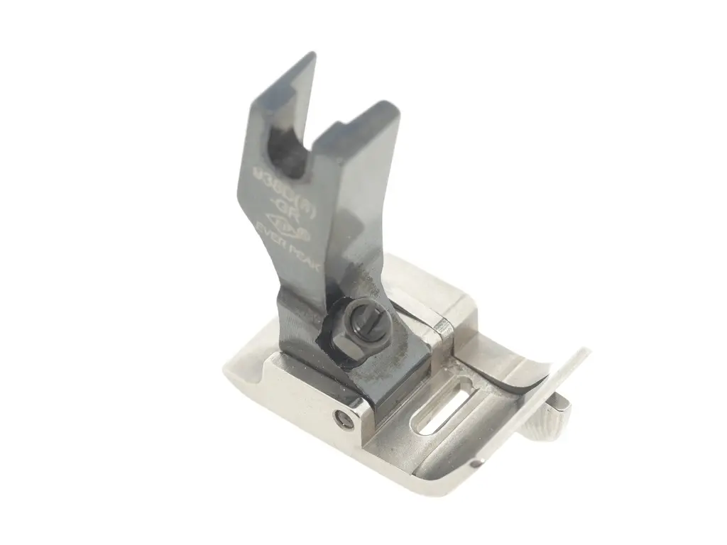 Calcador ZigZag 6mm Pfaff 938 com ajuste de levantar a frente, e guia movel direito EverPeak