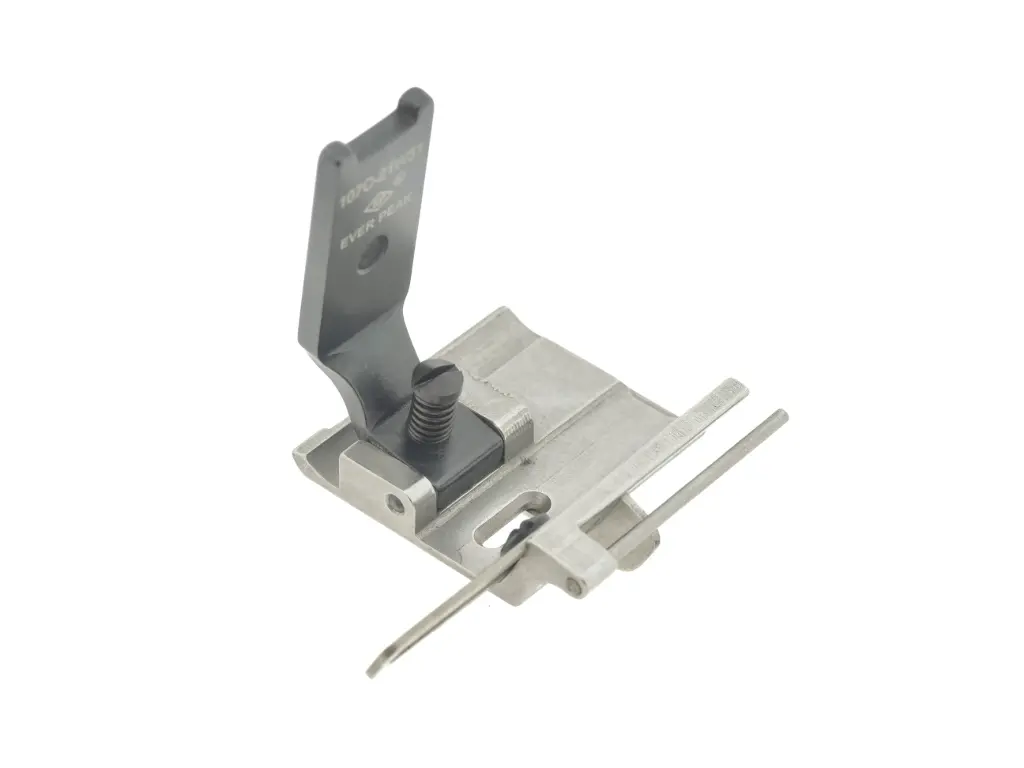 Calcador de zig zag 6mm para meter fita Singer / Juki com ajuste de angulo para tecidos médios EverPeak
