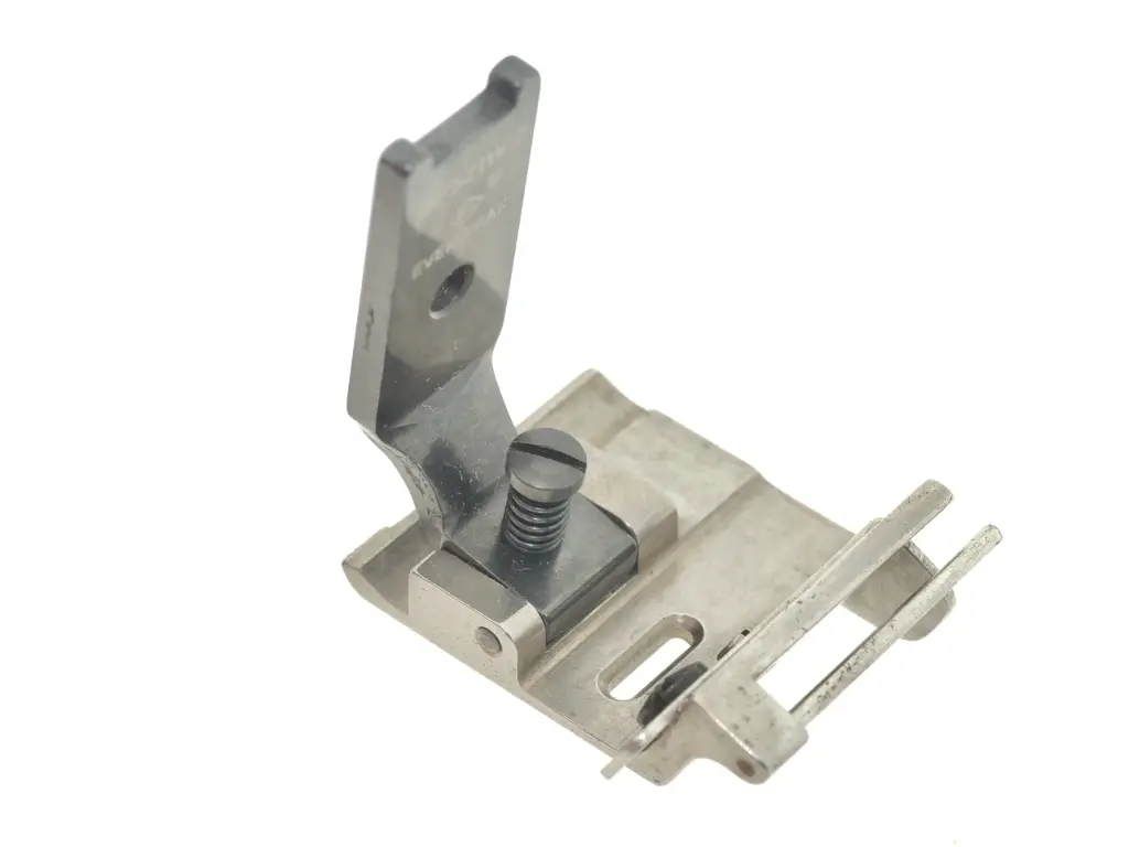 Calcador de zig zag 6mm para meter fita com ajuste de angulo para tecidos médios EverPeak