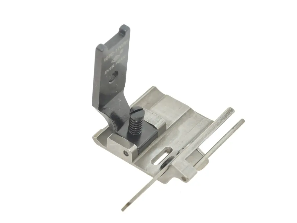 Calcador de zig zag 6mm para meter fita Singer / Juki com ajuste de angulo para tecidos finos EverPeak