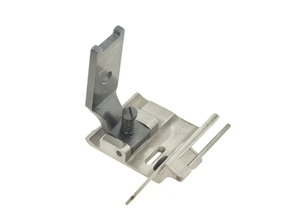 Calcador de zig zag 6mm para meter fita Singer / Juki com ajuste de angulo para tecidos finos EverPeak