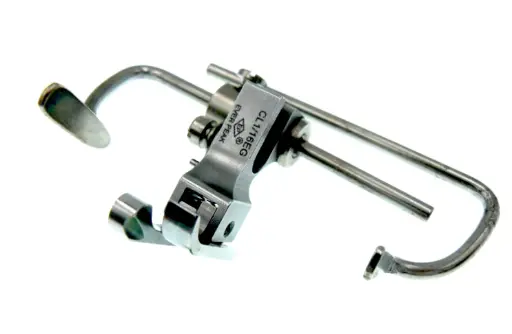 [Ev.CL1/16EG] Calcador compensador esquerdo c / guia aéreo Dir. / Esq EverPeak