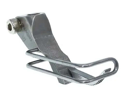 [Ev.1867LNC083] Calcador de triplo arrasto Durkopp 467 / 767 patinha direita EverPeak = DUO-DA-LN4.8 =DUO-DA-LN4.8(S)